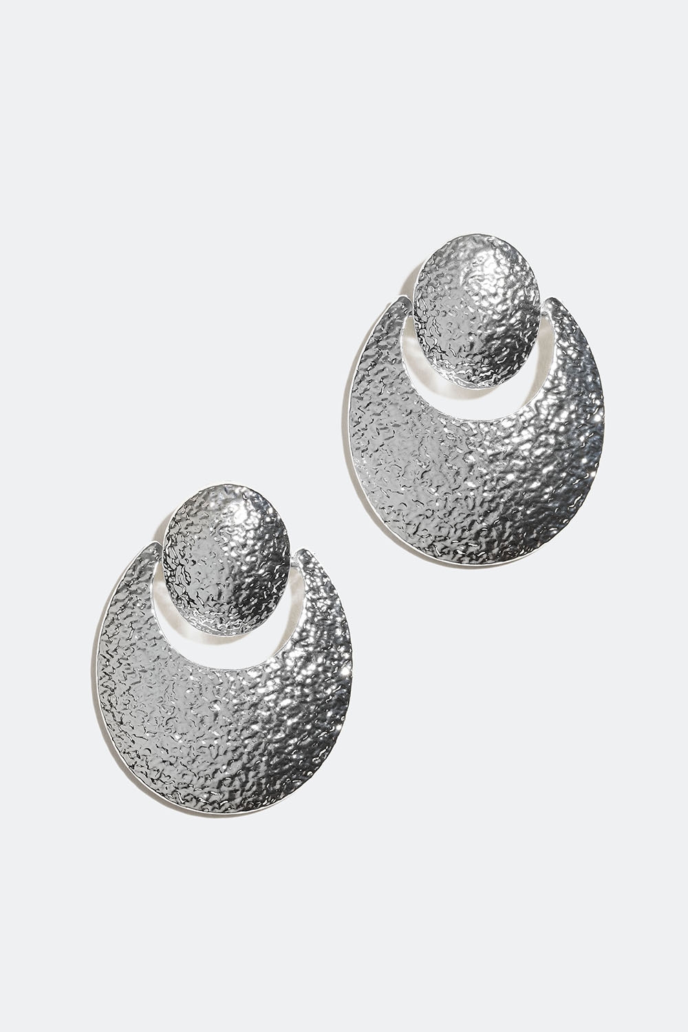 Ovala örhängen med strukturerad yta i gruppen Smycken / Örhängen hos Glitter (253006511001)