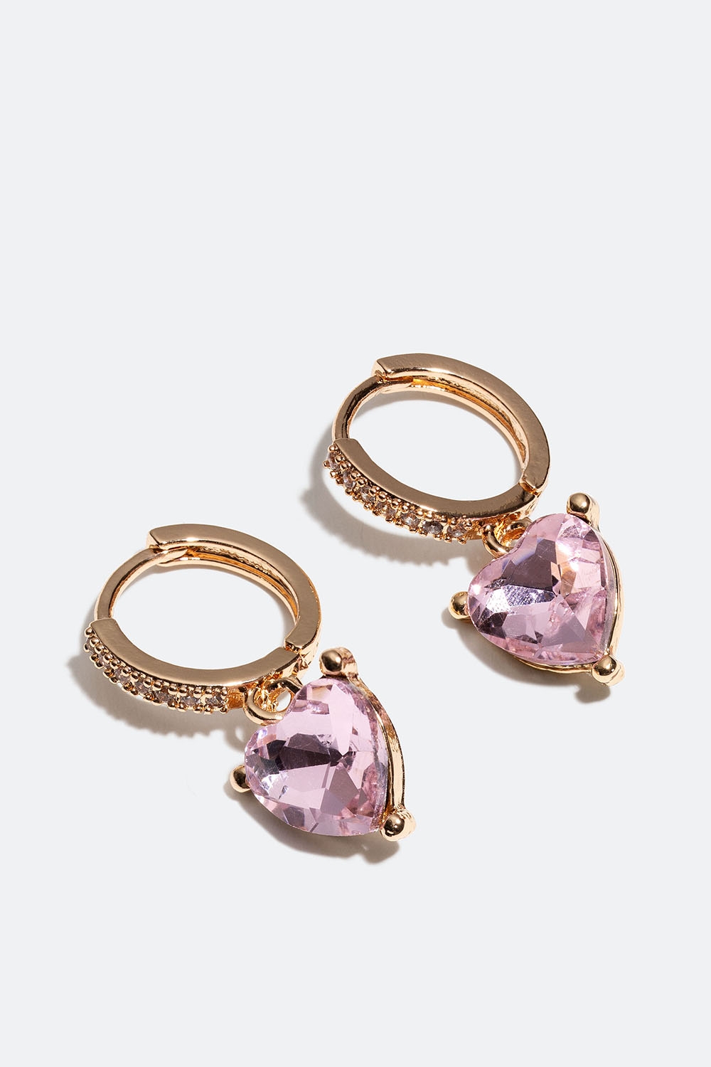 Små hoops med rosa hjärta och glasstenar i gruppen Smycken / Örhängen hos Glitter (253005935002)