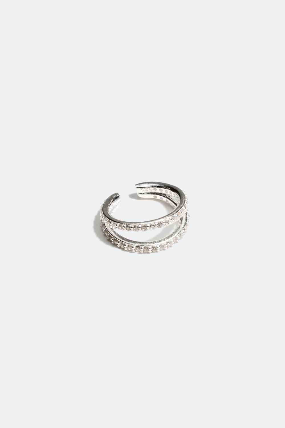 Earcuff i äkta silver med två rader och stenar i gruppen Smycken / Örhängen hos Glitter (326537011000)