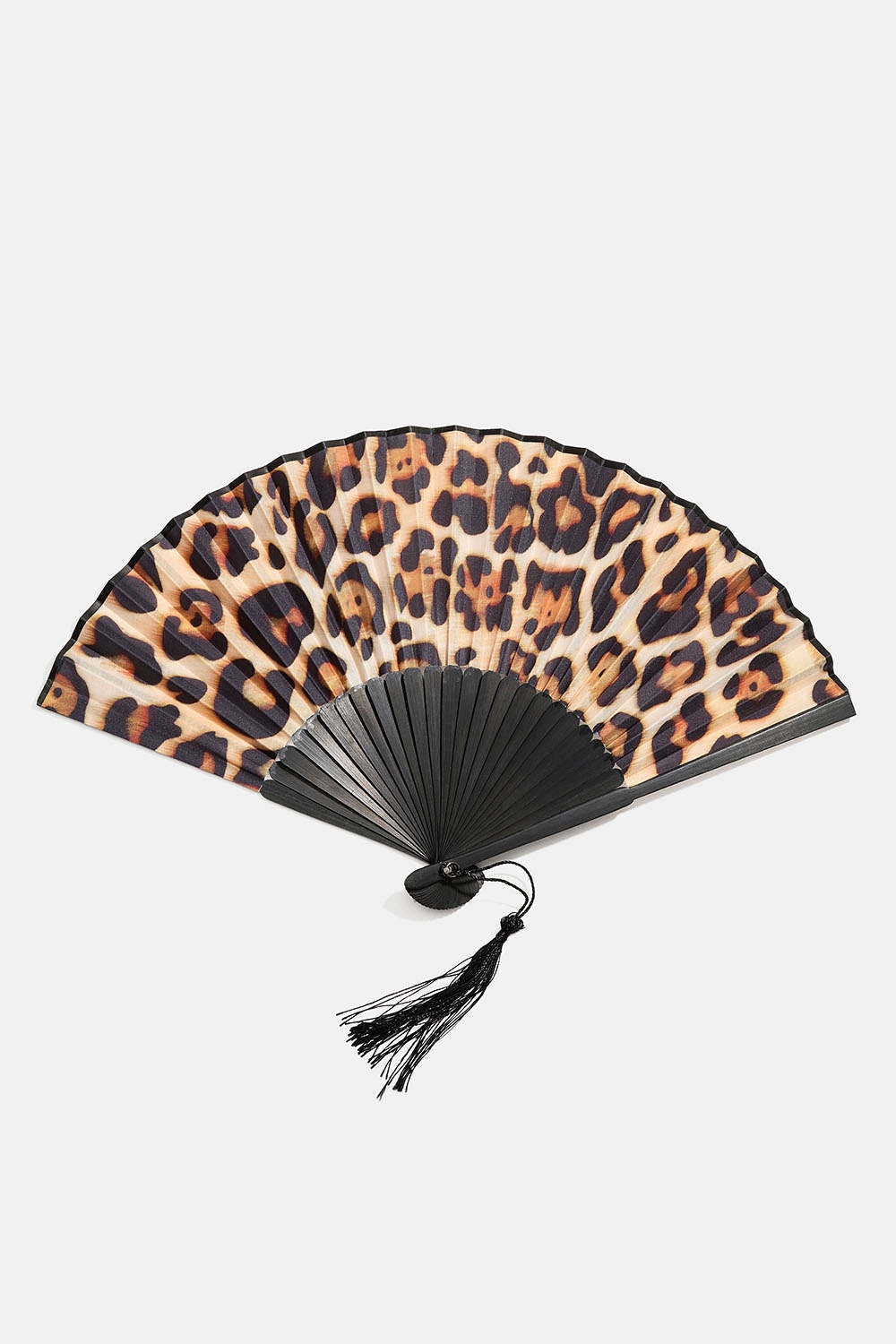 Solfjäder i leopardmönster med tofs i gruppen Accessoarer hos Glitter (109000460500)