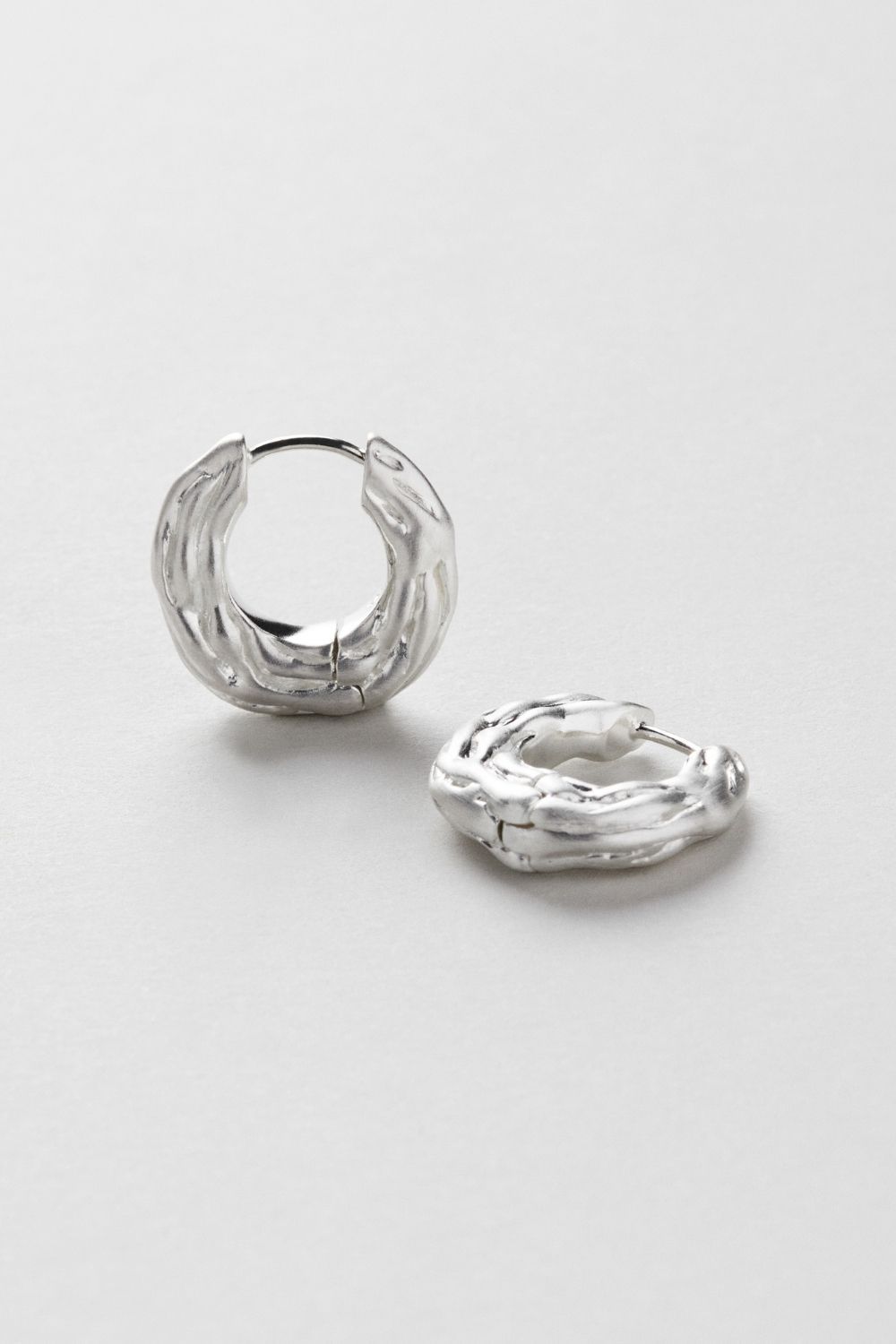 Felicia Hoops i gruppen Äkta silver / Silverörhängen / Hoops i äkta silver hos Glitter (1300802-11-ONESIZE)
