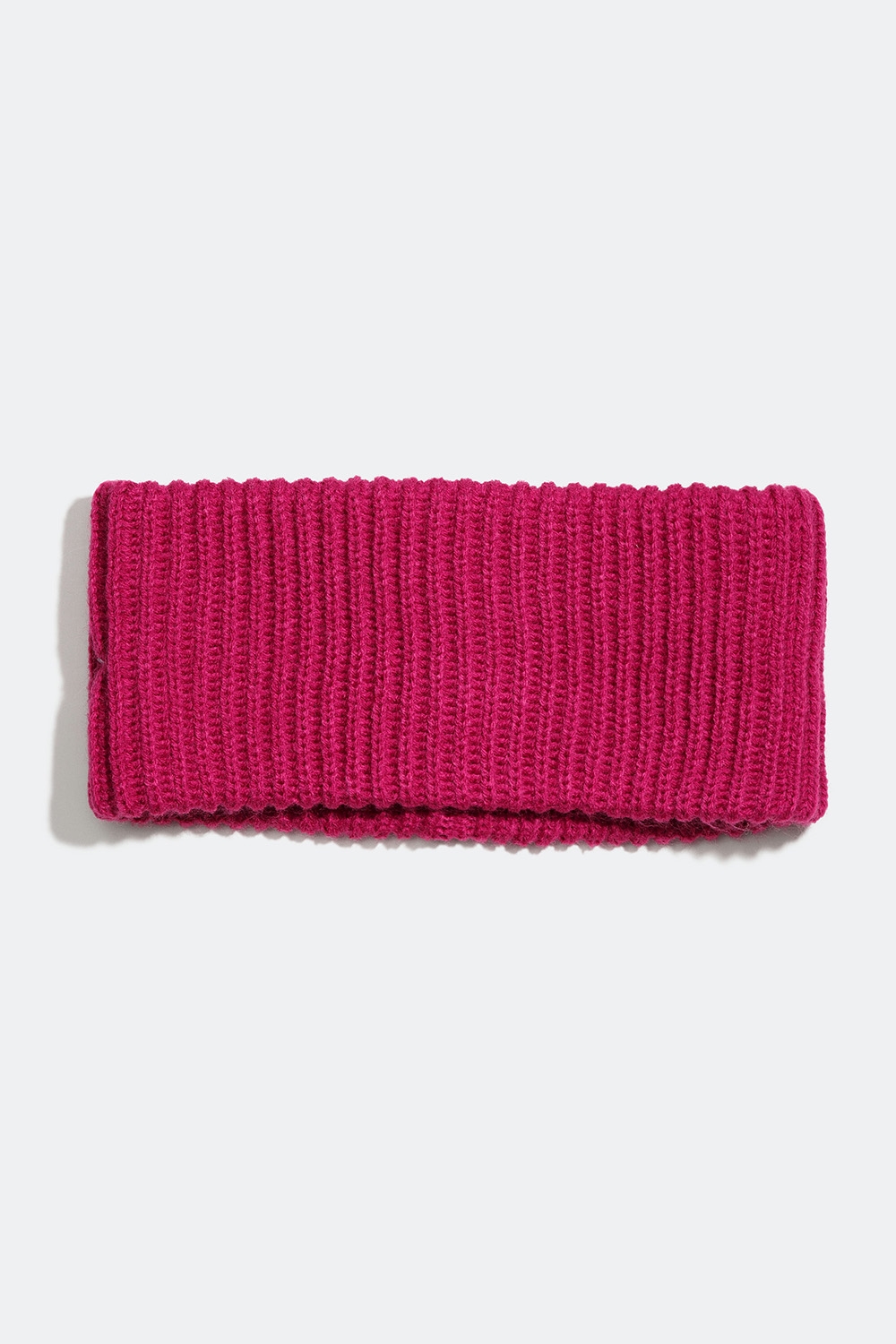 Brett rosa ribbstickat pannband i gruppen Accessoarer / Stickat hos Glitter (171000125500)