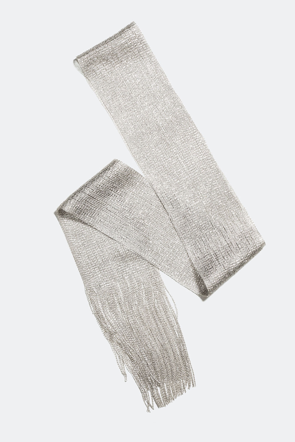 Silverfärgad glesstickad scarf med glitter i gruppen Accessoarer / Scarves hos Glitter (171001171000)