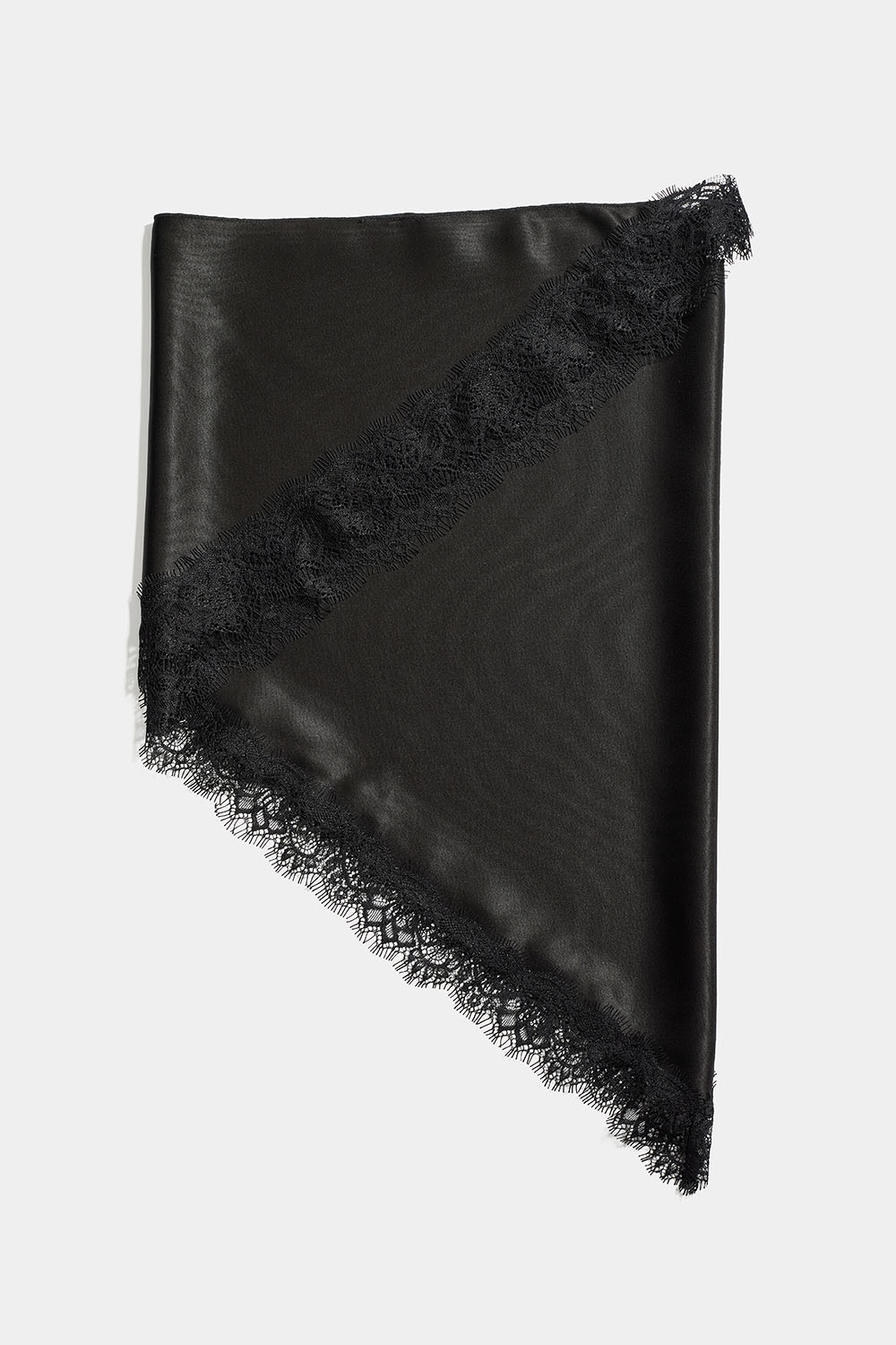 Svart satinscarf med spetskant i gruppen Accessoarer / Scarves hos Glitter (171001689000)