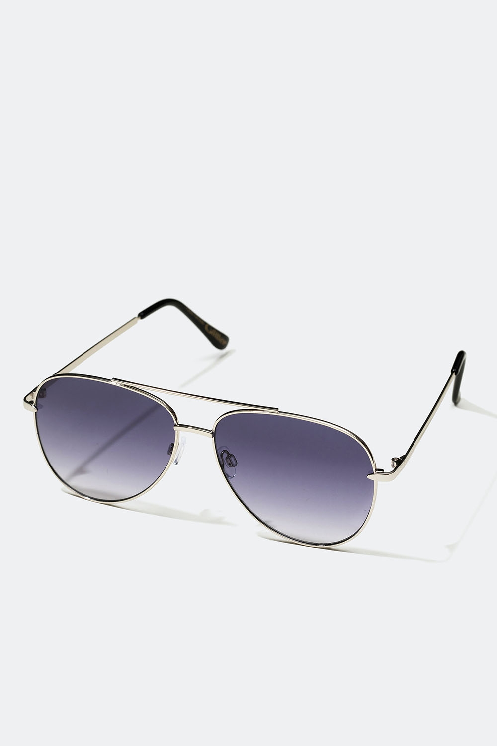 Pilotsolglasögon med tonade linser i gruppen Accessoarer / Solglasögon hos Glitter (176001191000)