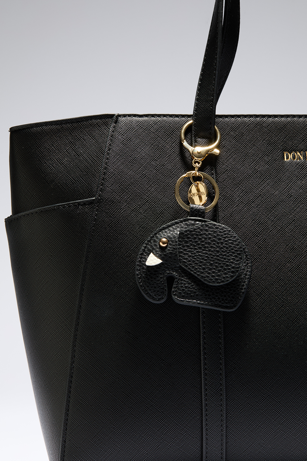 Väskdekoration med elefant i gruppen Store week / 2542 hos Glitter (177000669000)