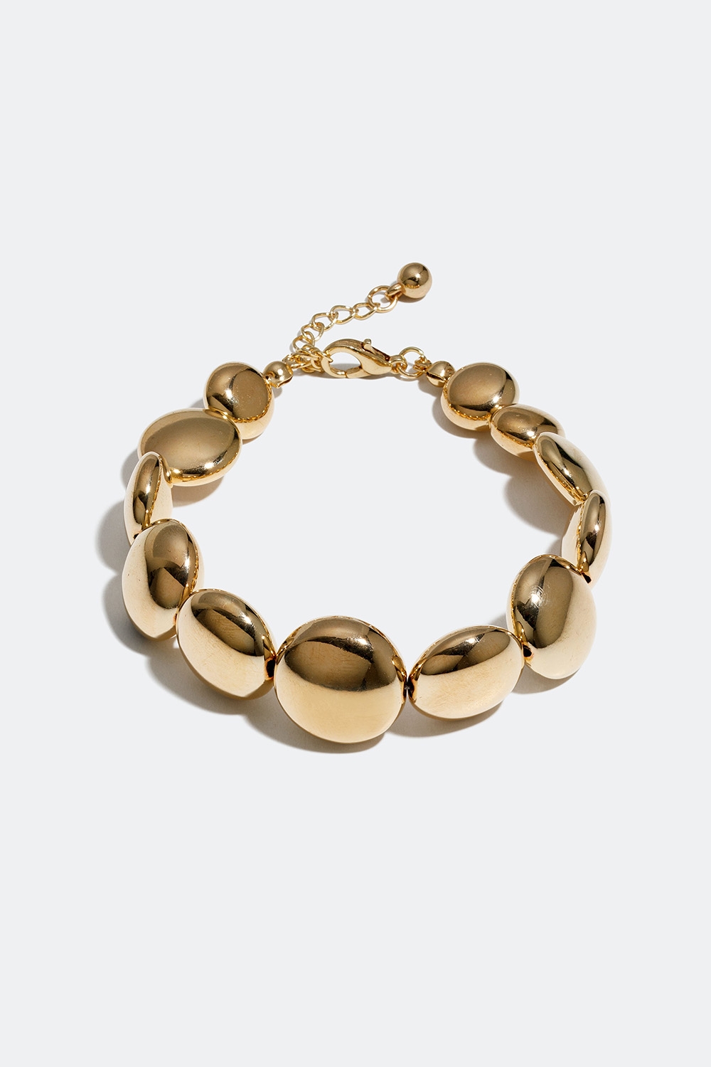 Armband med guldfärgade platta pärlor i gruppen Smycken / Armband / Breda hos Glitter (251000522000)