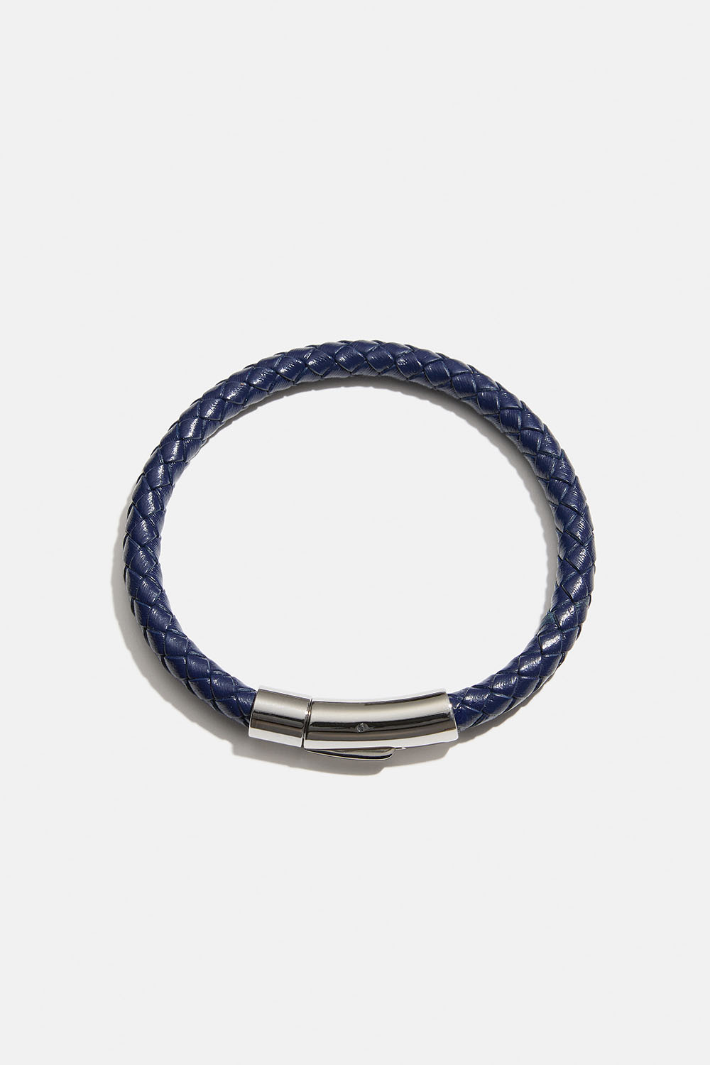 Mörkblått läderarmband med stålspänne i gruppen Smycken / Armband / Armband - unisex hos Glitter (2510021770)