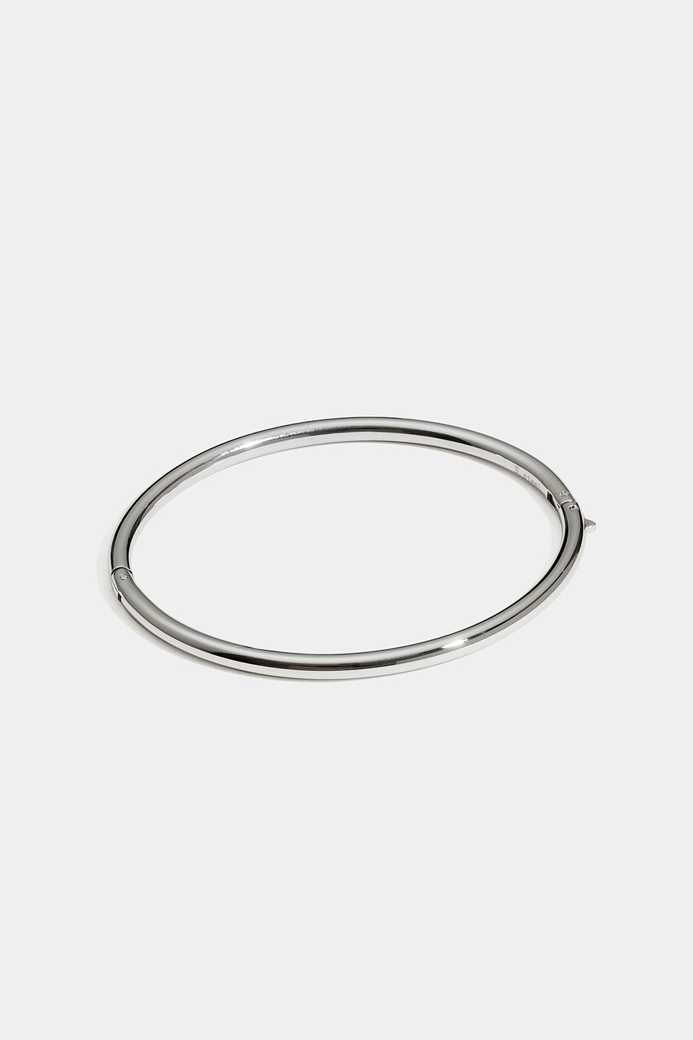 Smal bangle i stål i gruppen Stål / Armband i stål hos Glitter (251002211601)