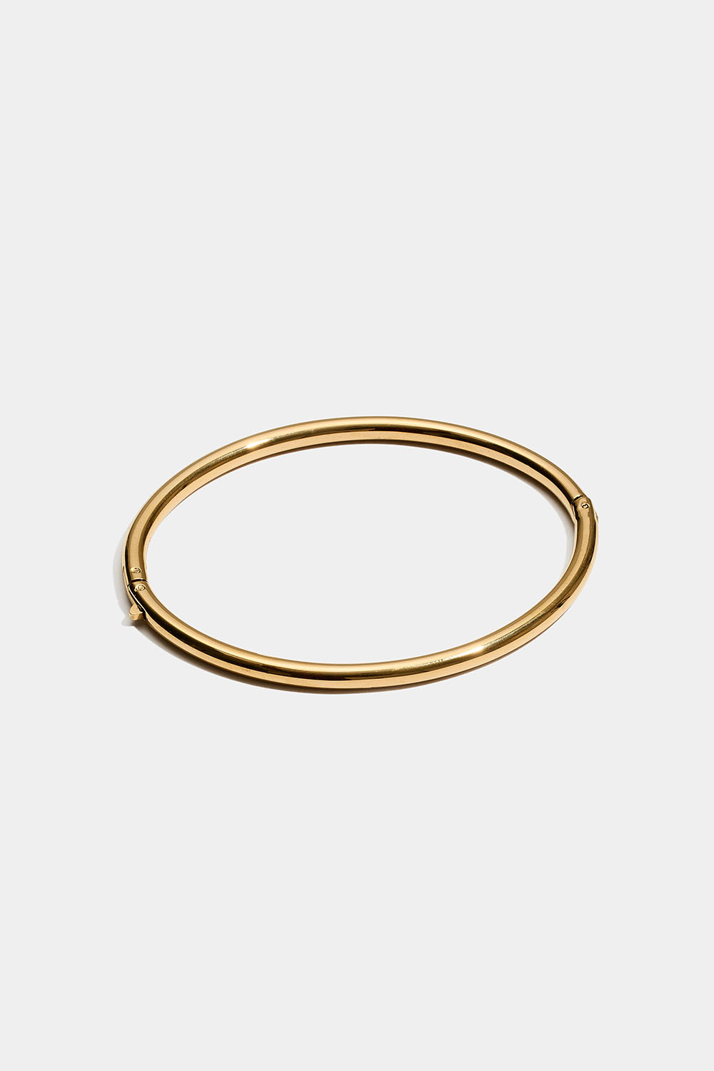 Smal bangle i 18k guldpläterat stål i gruppen Stål / Armband i stål hos Glitter (251002212002)