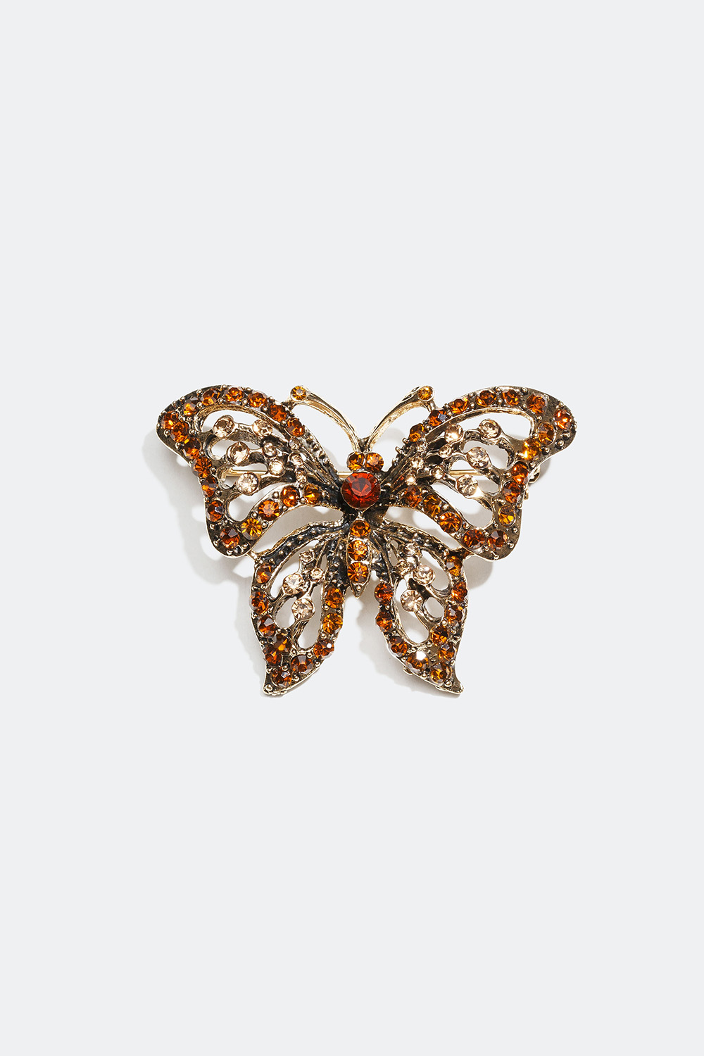 Brosch med fjäril och färgade glasstenar i gruppen Alla Smycken / Broscher hos Glitter (25200005)