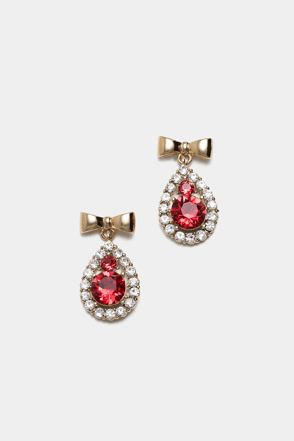 Petite Coco earrings - Scarlet i gruppen Smycken / Örhängen / Strass hos Glitter (253001266002)