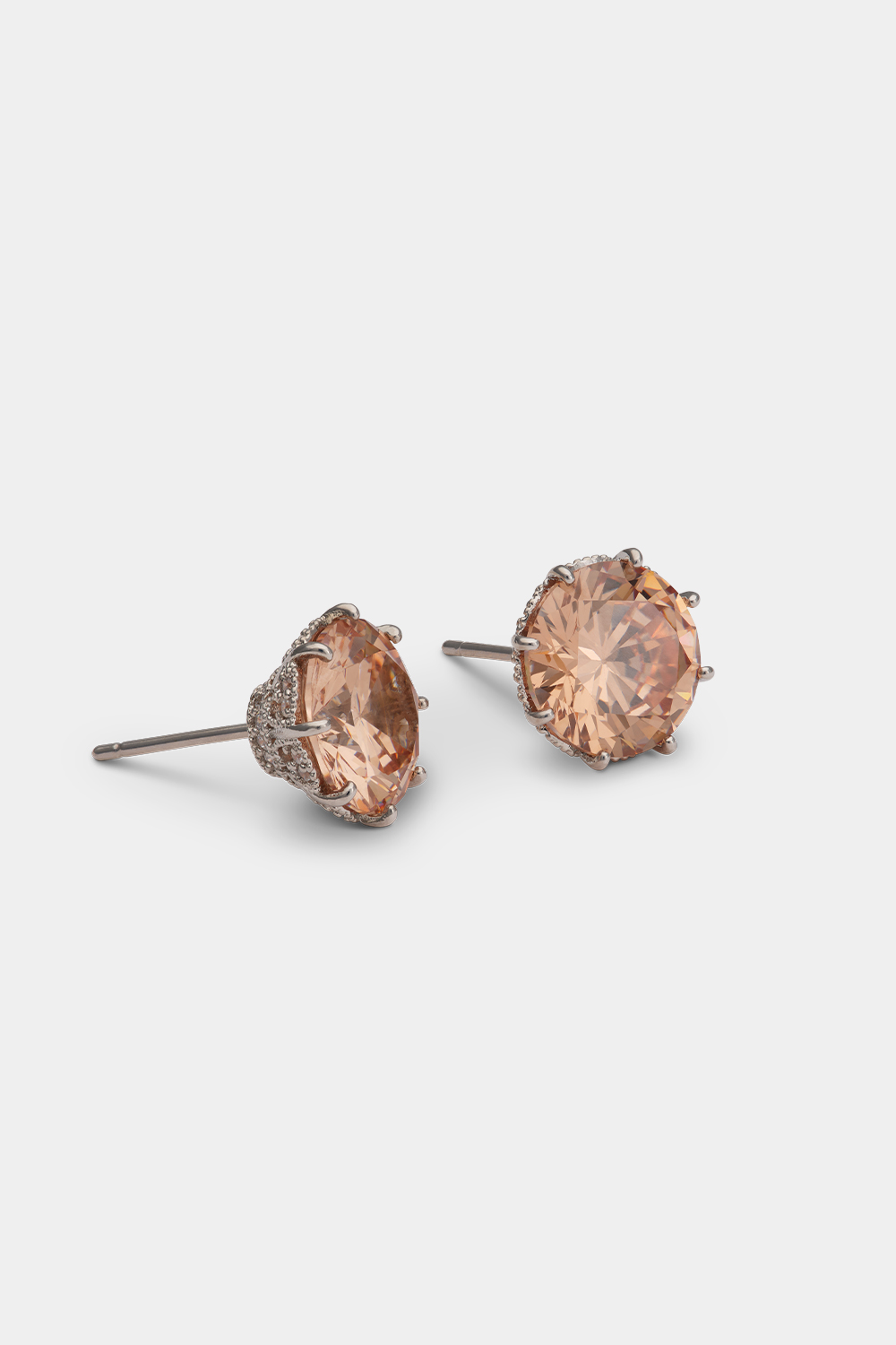 Elenora studs - Champagne i gruppen Smycken / Örhängen / Studs hos Glitter (253001568301)