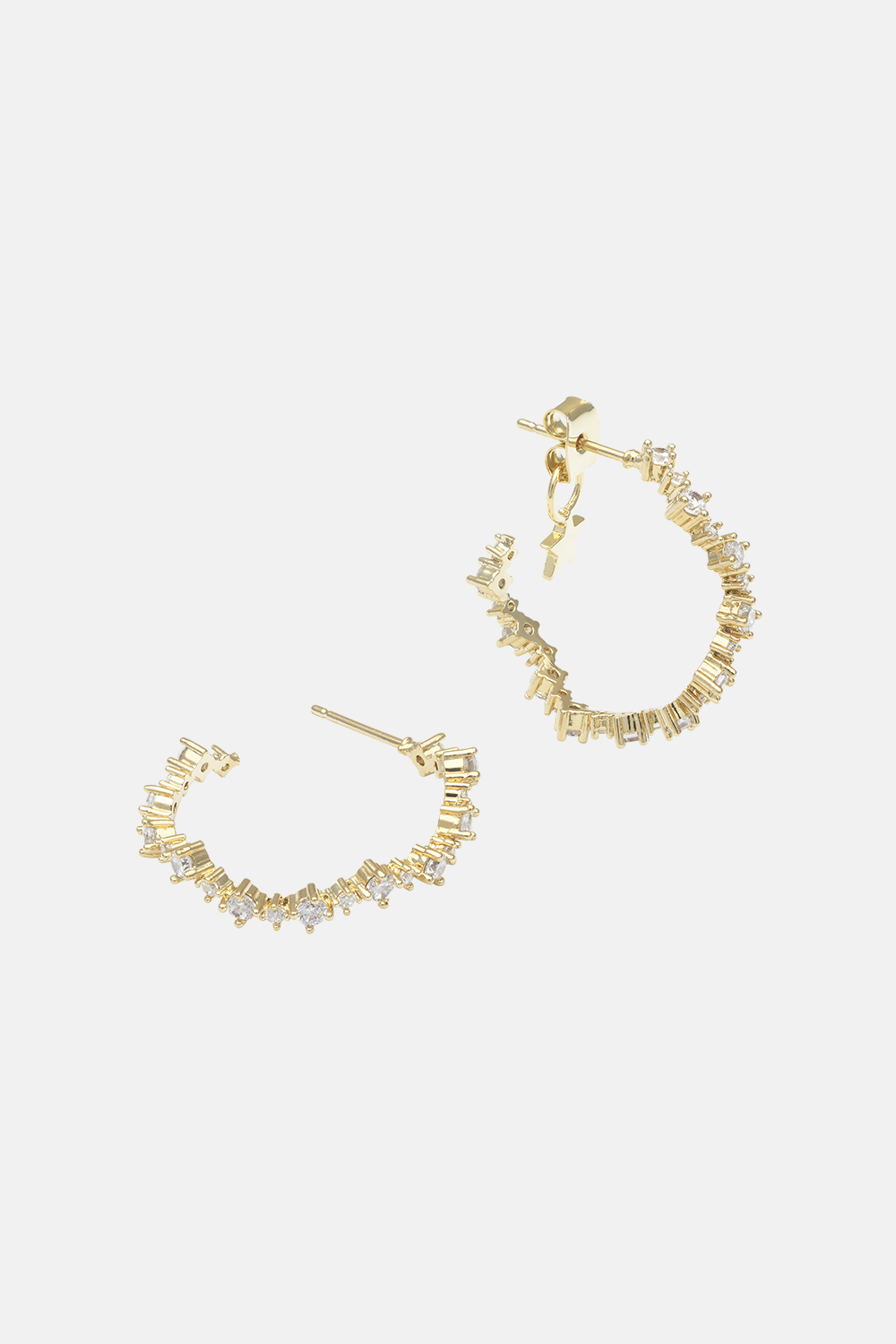 Capella hoops earrings - Crystal i gruppen Smycken / Örhängen / Hoops hos Glitter (253001632002)
