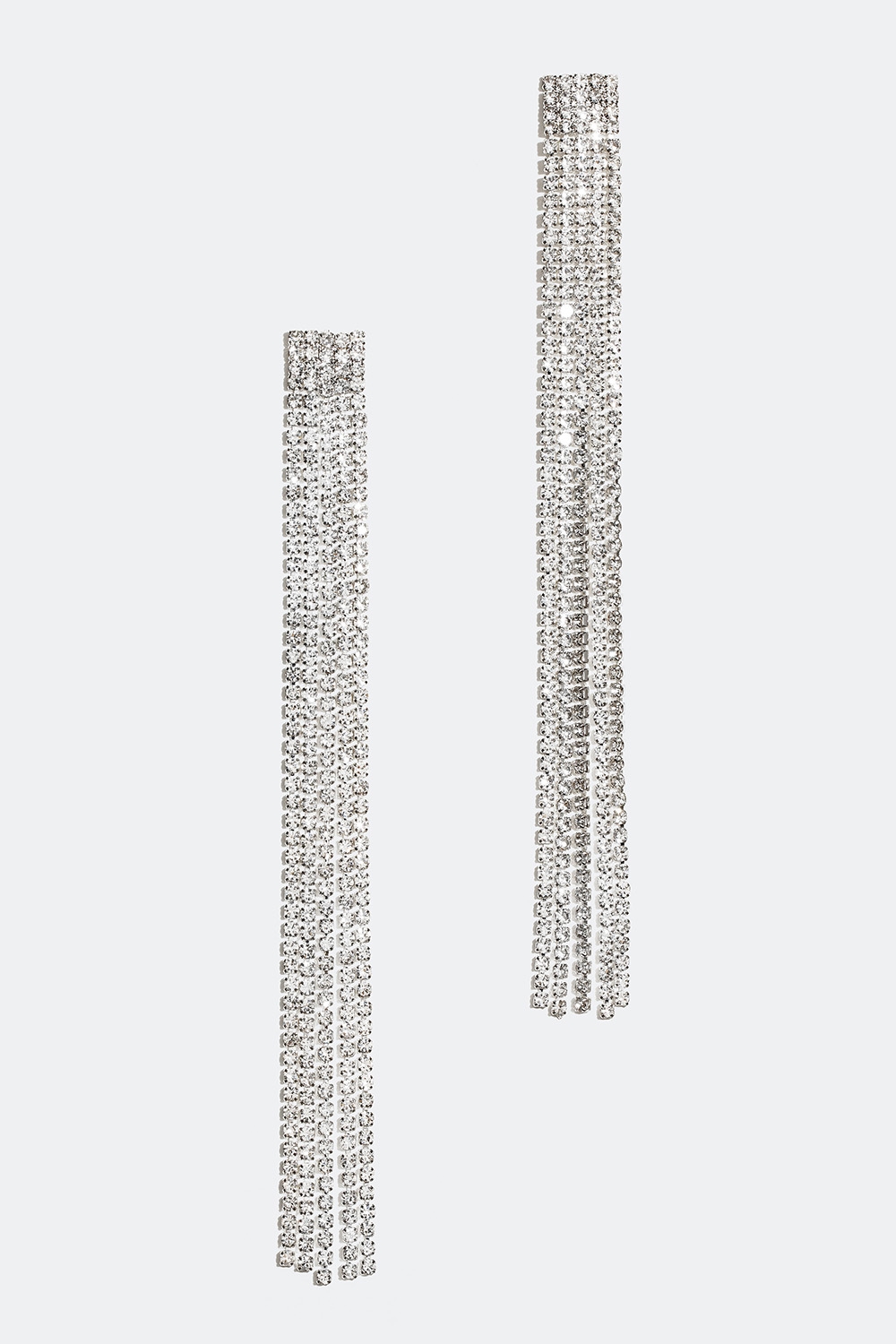 Långa strasslänkar med vita glasstenar i gruppen Smycken / Örhängen / Strass hos Glitter (253002561000)