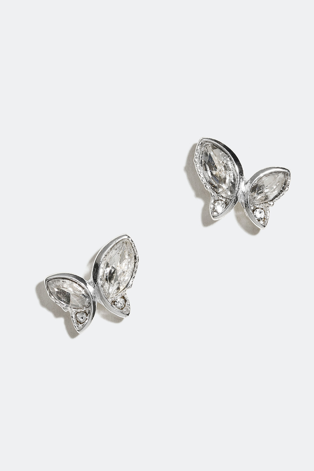 Örhängen med fjärilar och glasstenar i gruppen Smycken / Örhängen / Studs hos Glitter (253003360201)