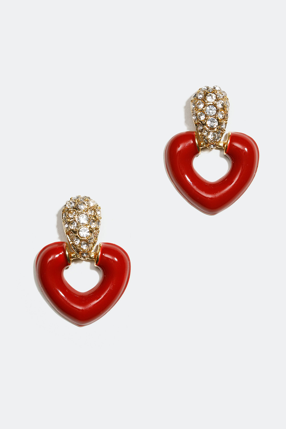 Örhängen med rött hjärta och glasstenar i gruppen Smycken / Örhängen hos Glitter (253003726002)