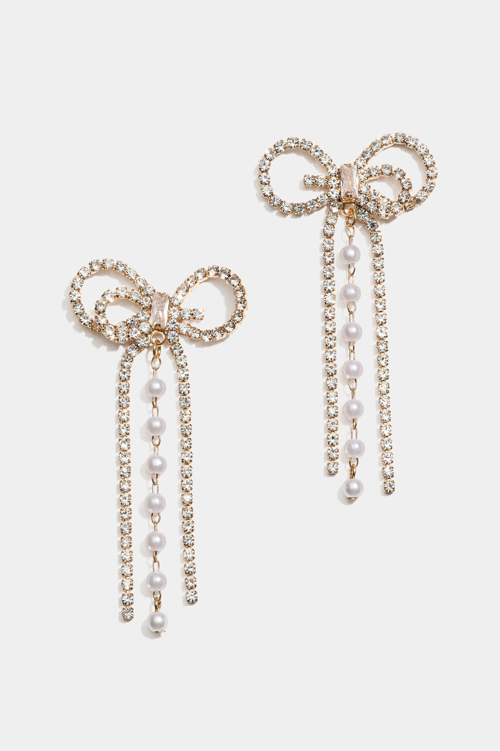 Guldfärgade rosettörhängen med strass och pärlor i gruppen Smycken / Örhängen hos Glitter (253007850202)