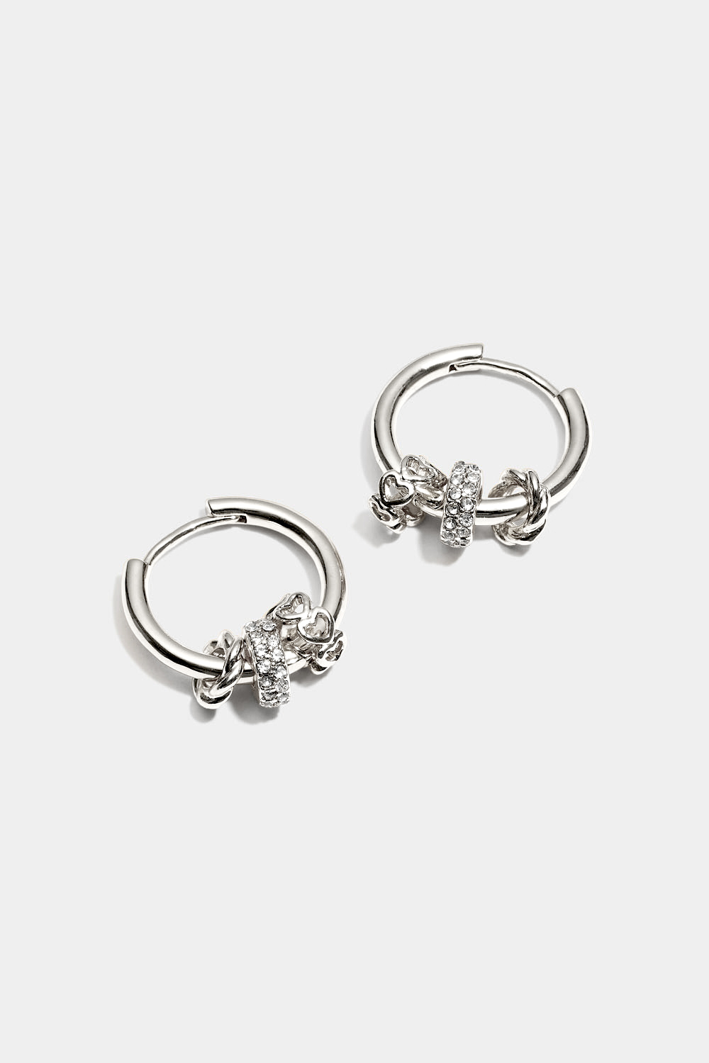 Hoops med runda berlocker i gruppen Smycken / Örhängen / Hoops / Hoops med hänge hos Glitter (253009781001)
