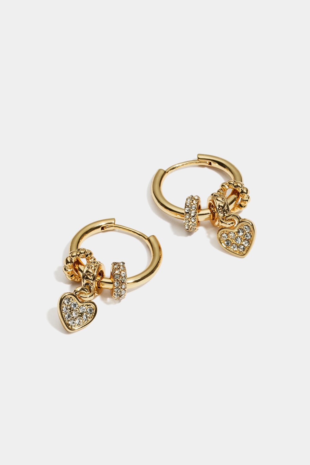 Guldfärgade hoops med berlocker och strass i gruppen Smycken / Örhängen / Hoops / Hoops med hänge hos Glitter (253009792002)
