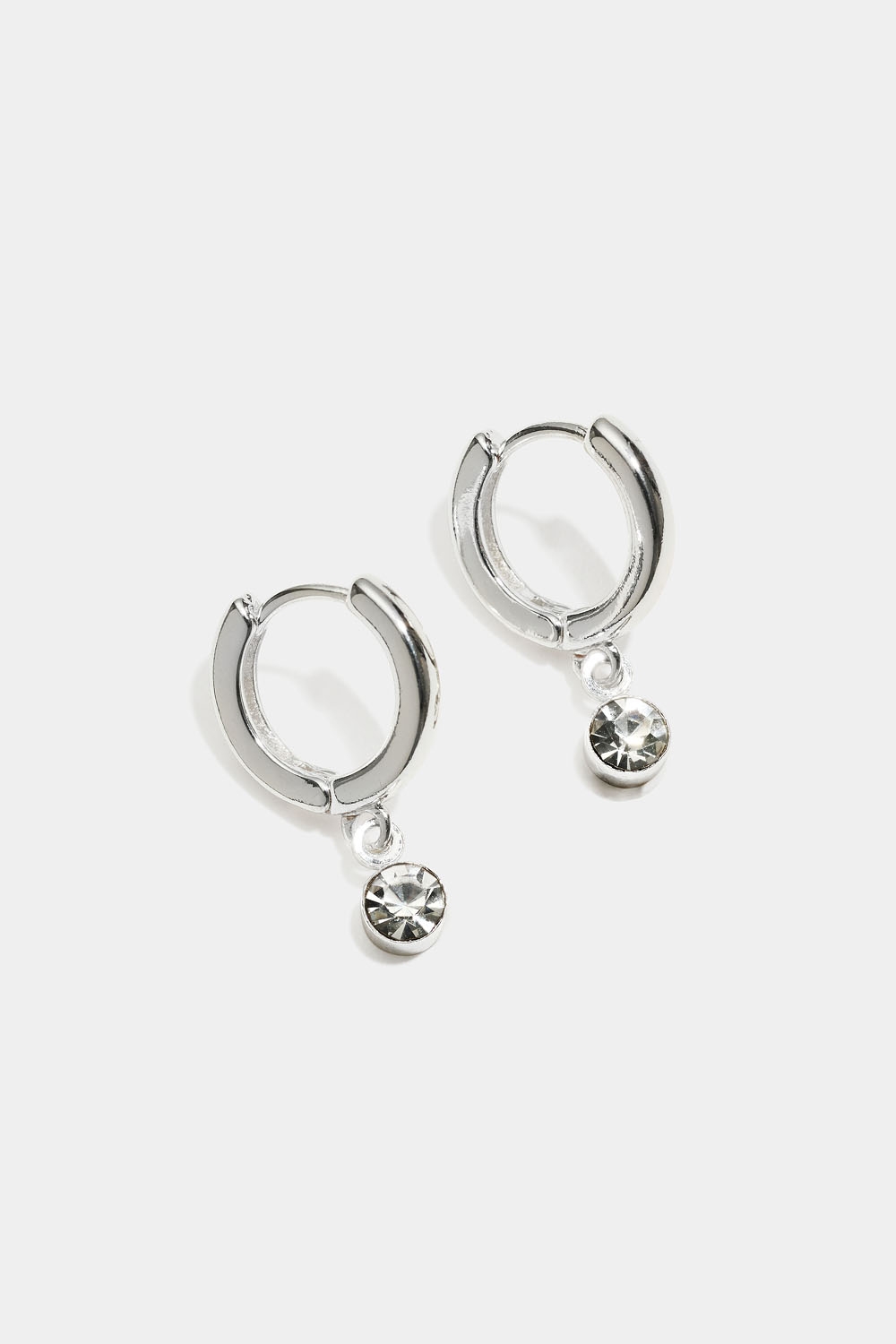 Små hoops med hängande glassten i gruppen Smycken / Örhängen / Hoops / Hoops med hänge hos Glitter (253009801001)