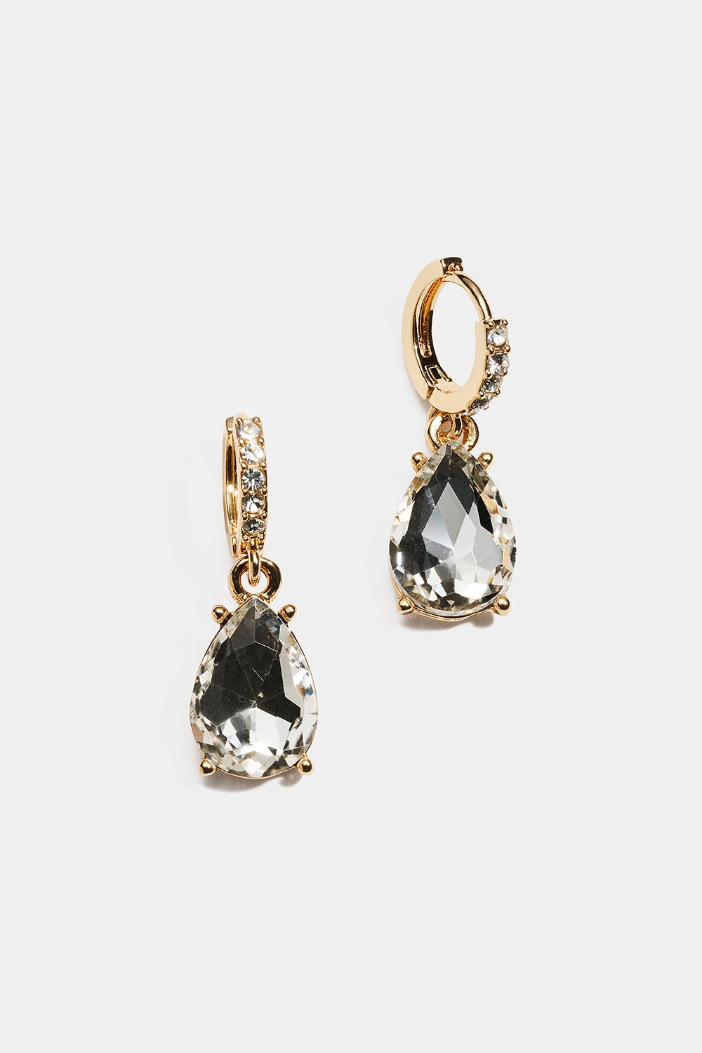 Små guldfärgade hoops med hängande droppformad sten i gruppen Smycken / Örhängen / Hoops / Hoops med hänge hos Glitter (253010380202)