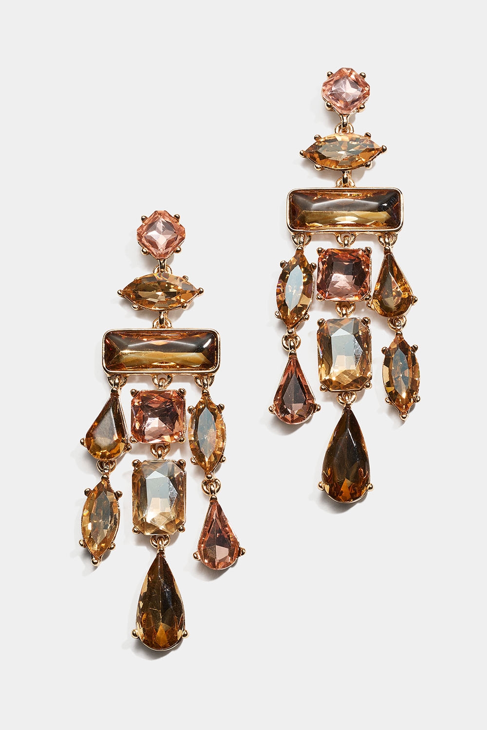 Stora örhängen med rosa och beigea glasstenar i olika form i gruppen Smycken / Örhängen / Strass hos Glitter (253010448402)