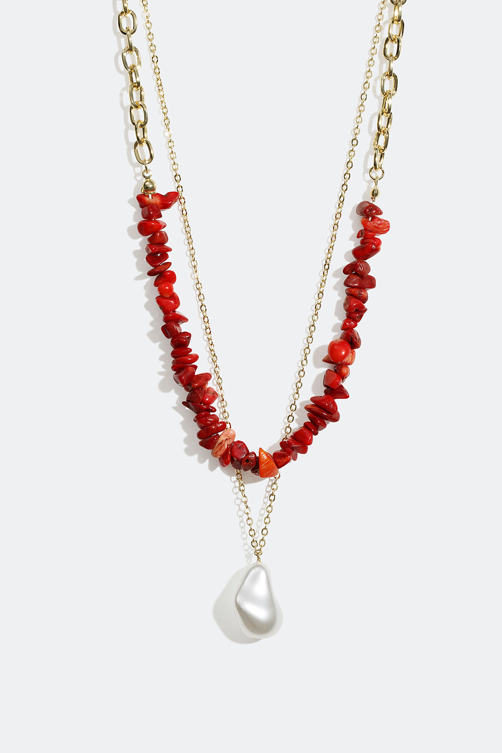 Dubbelhalsband med röda naturstenar och stor pärla i gruppen Alla Smycken / Halsband / Halsband med hänge hos Glitter (25400029)