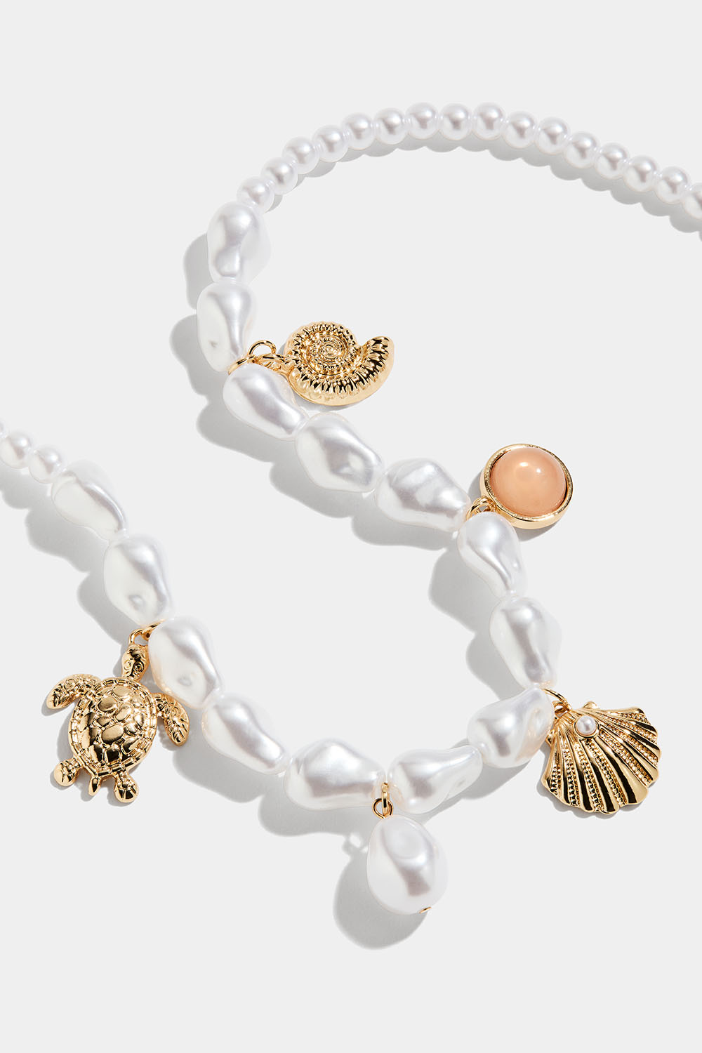 Pärlhalsband med havsberlocker i gruppen Smycken / Halsband / Halsband med hänge hos Glitter (254002063400)