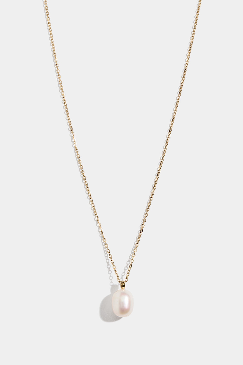 Tunt kedjehalsband I stål med 18k guld och sötvattenspärla i gruppen Stål / Halsband i stål hos Glitter (254002082002)