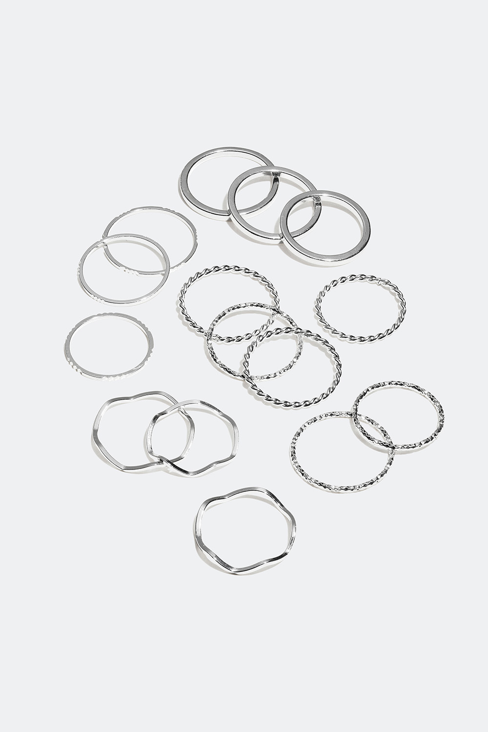 Tunna ringar i olika storlekar, 15-pack i gruppen Smycken / Ringar / Flerpack hos Glitter (25600010)