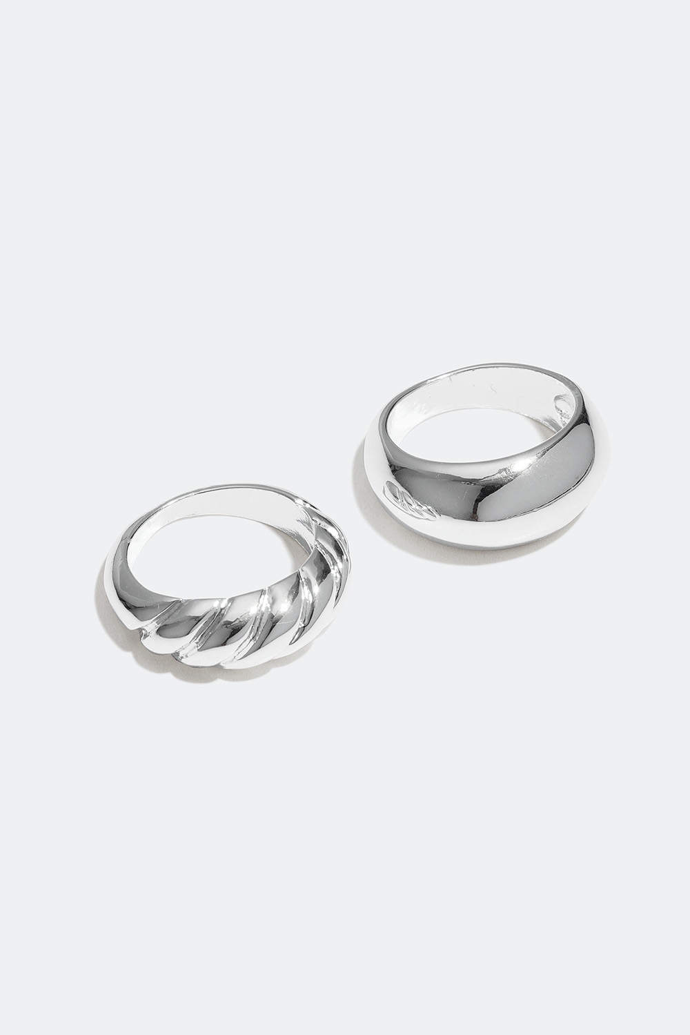 Ringar i slät och tvinnad design, 2-pack i gruppen Smycken / Ringar / Flerpack hos Glitter (25600035)