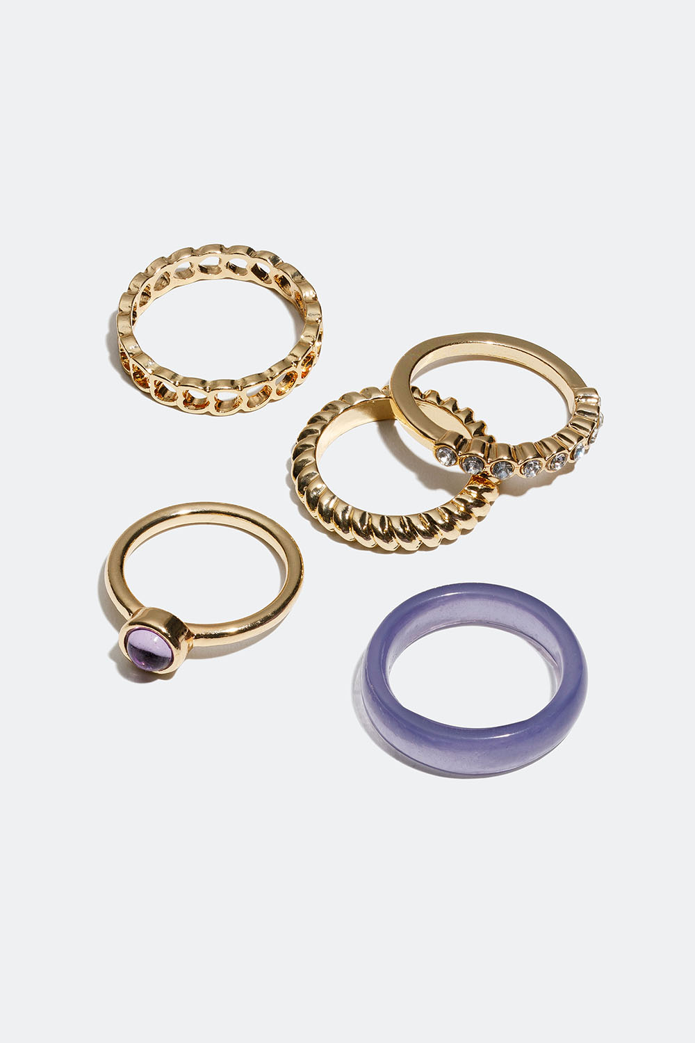 Guldfärgade ringar med detaljer i lila resin, 5-pack i gruppen Smycken / Ringar / Flerpack hos Glitter (256000646)
