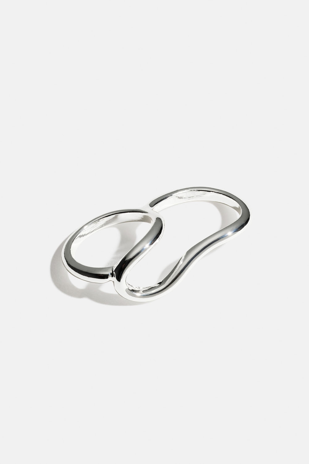 Dubbelring med organisk form i gruppen Smycken / Ringar hos Glitter (2560015510)