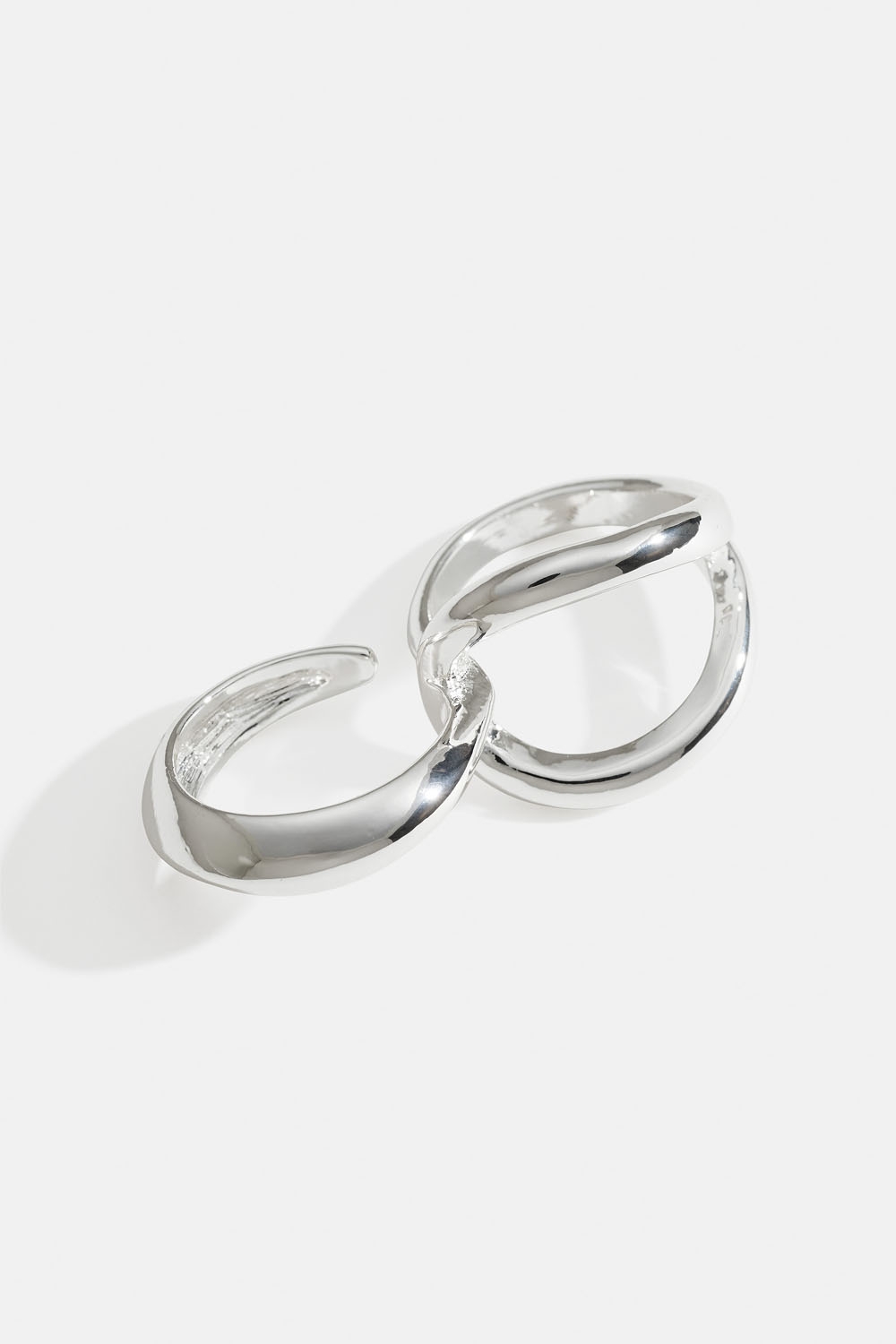 Dubbelring med rundad design i gruppen Smycken / Ringar hos Glitter (2560015610)