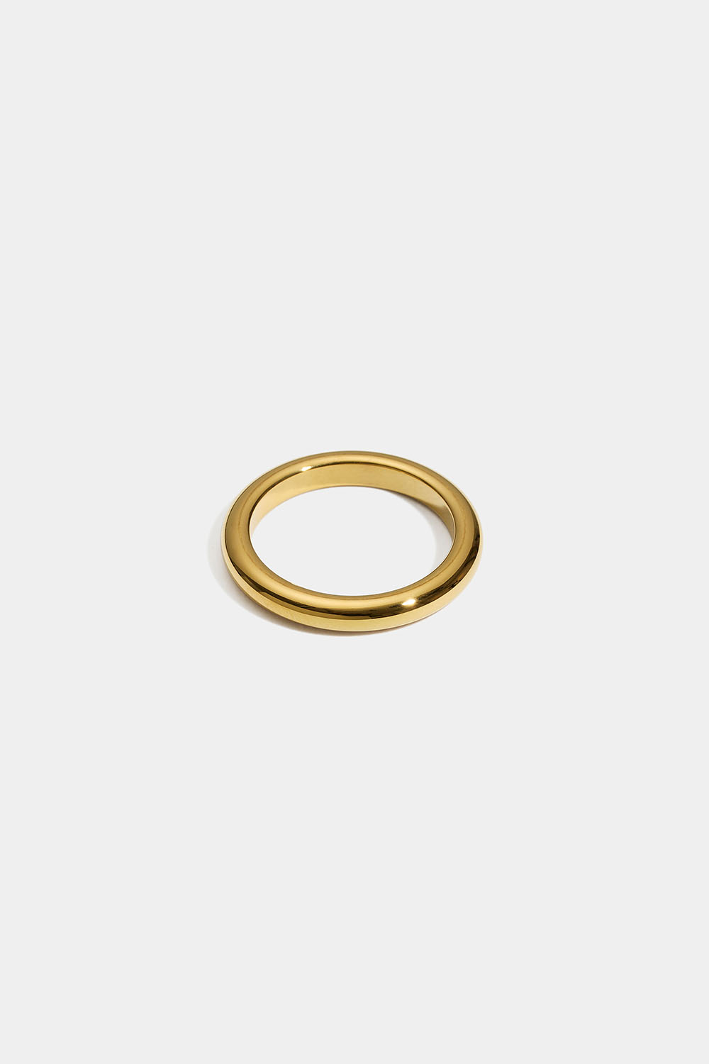 Bred ring i 18k guldpläterat stål i gruppen Stainless Steel / 18k guldpläterat stål hos Glitter (2560021320)
