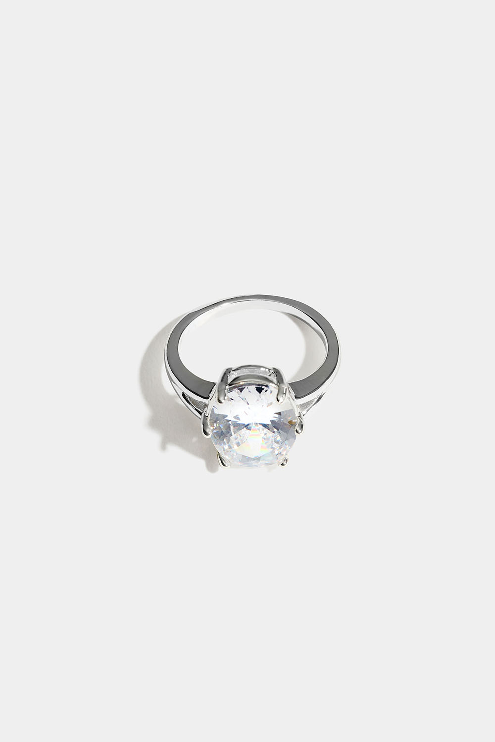 Ring med stor klar glassten i gruppen Smycken / Ringar hos Glitter (2560021710)