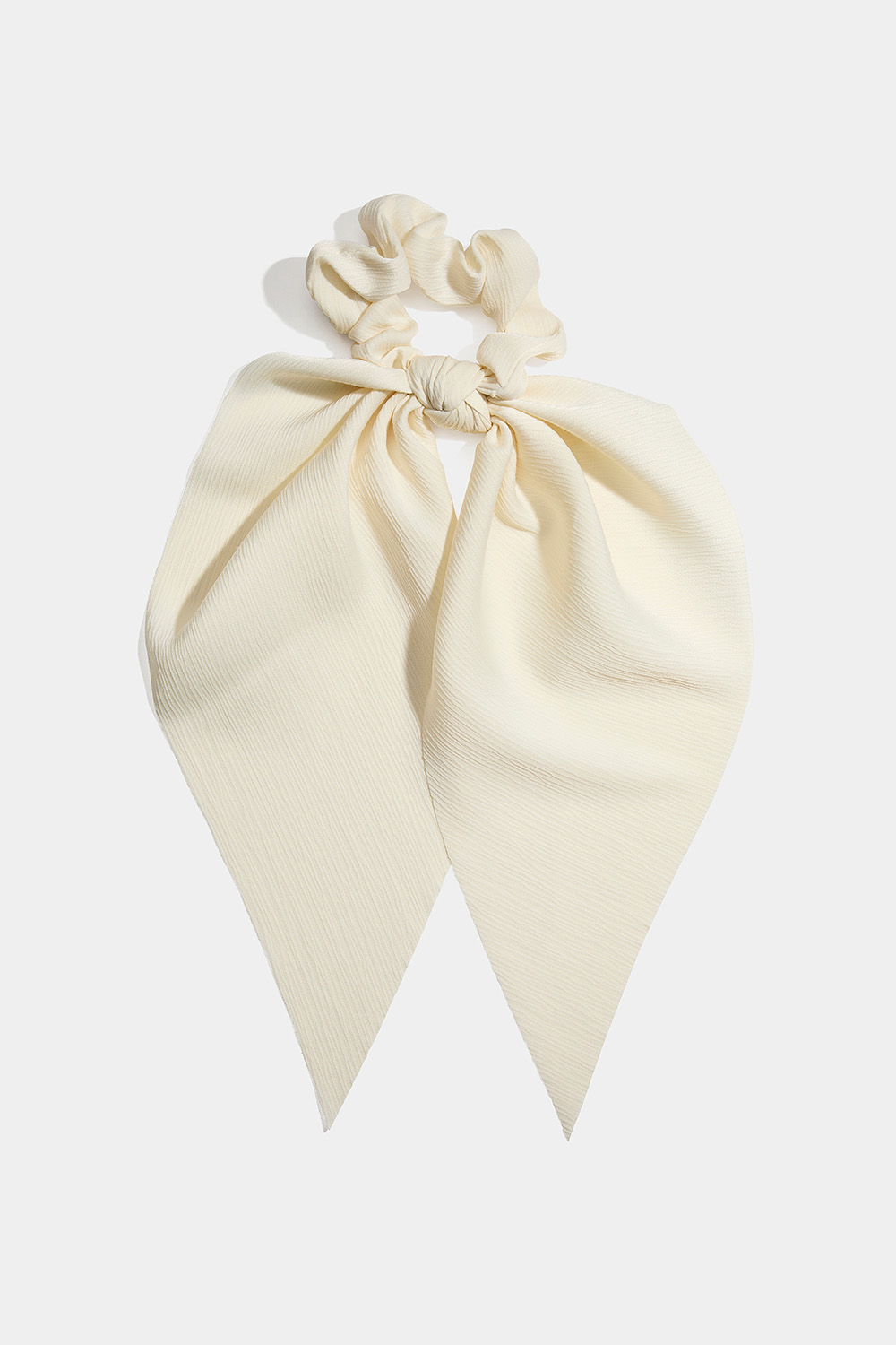 Beige scrunchie tail i gruppen Håraccessoarer / Scrunchies / Scrunchies med scarfdetalj hos Glitter (332000798300)