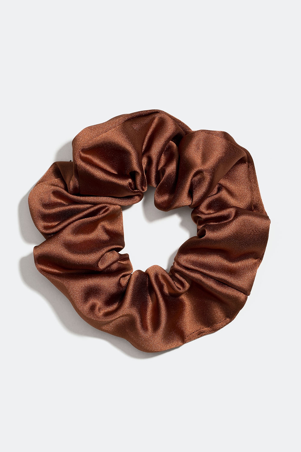 Brun scrunchie i gruppen Håraccessoarer / Scrunchies hos Glitter (332000938000)