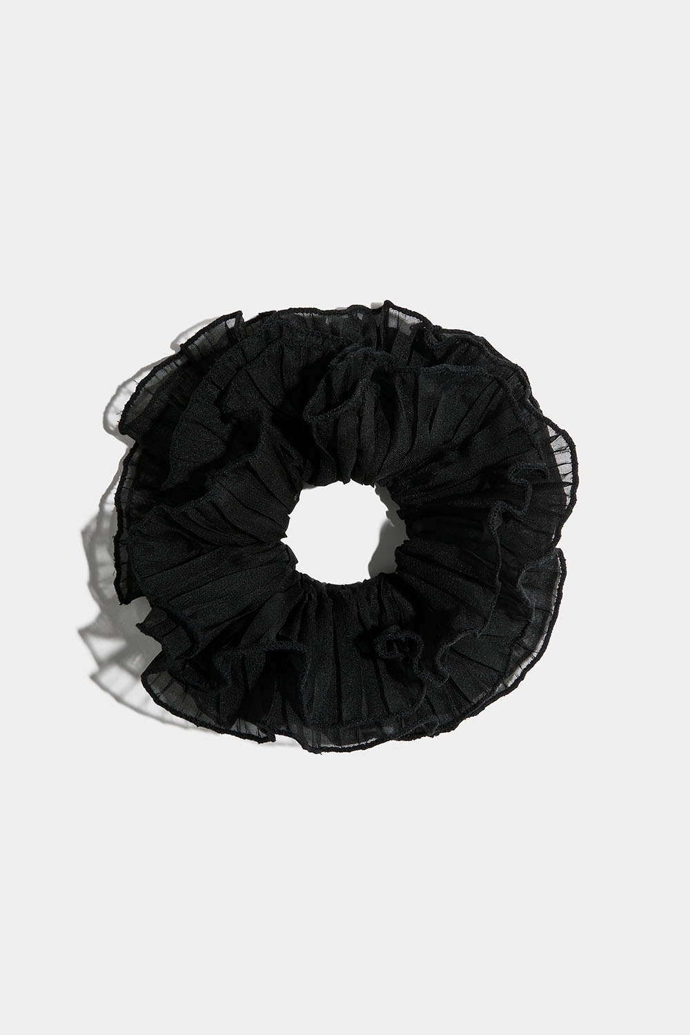 Svart scrunchie med plisserad tyll i gruppen Håraccessoarer / Scrunchies hos Glitter (332001199000)