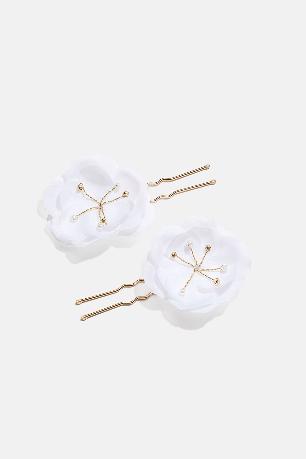 Uppsättningsnålar med vita tygblommor, 2-pack i gruppen Håraccessoarer / Spännen & klämmor / Hårdekorationer hos Glitter (335002183000)