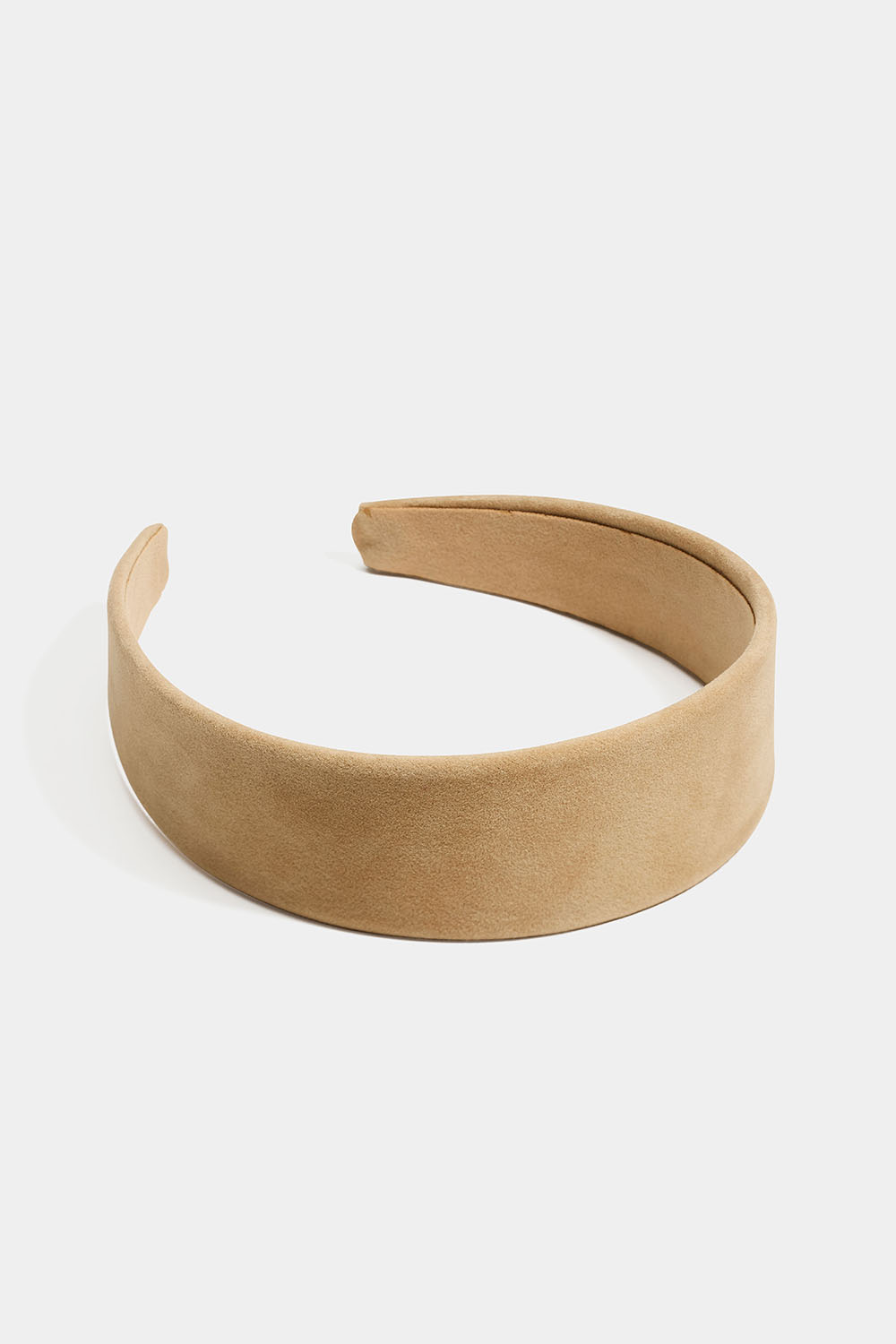 Brett diadem i beige sammetsimitation i gruppen Håraccessoarer / Diadem / Breda hos Glitter (336001648300)