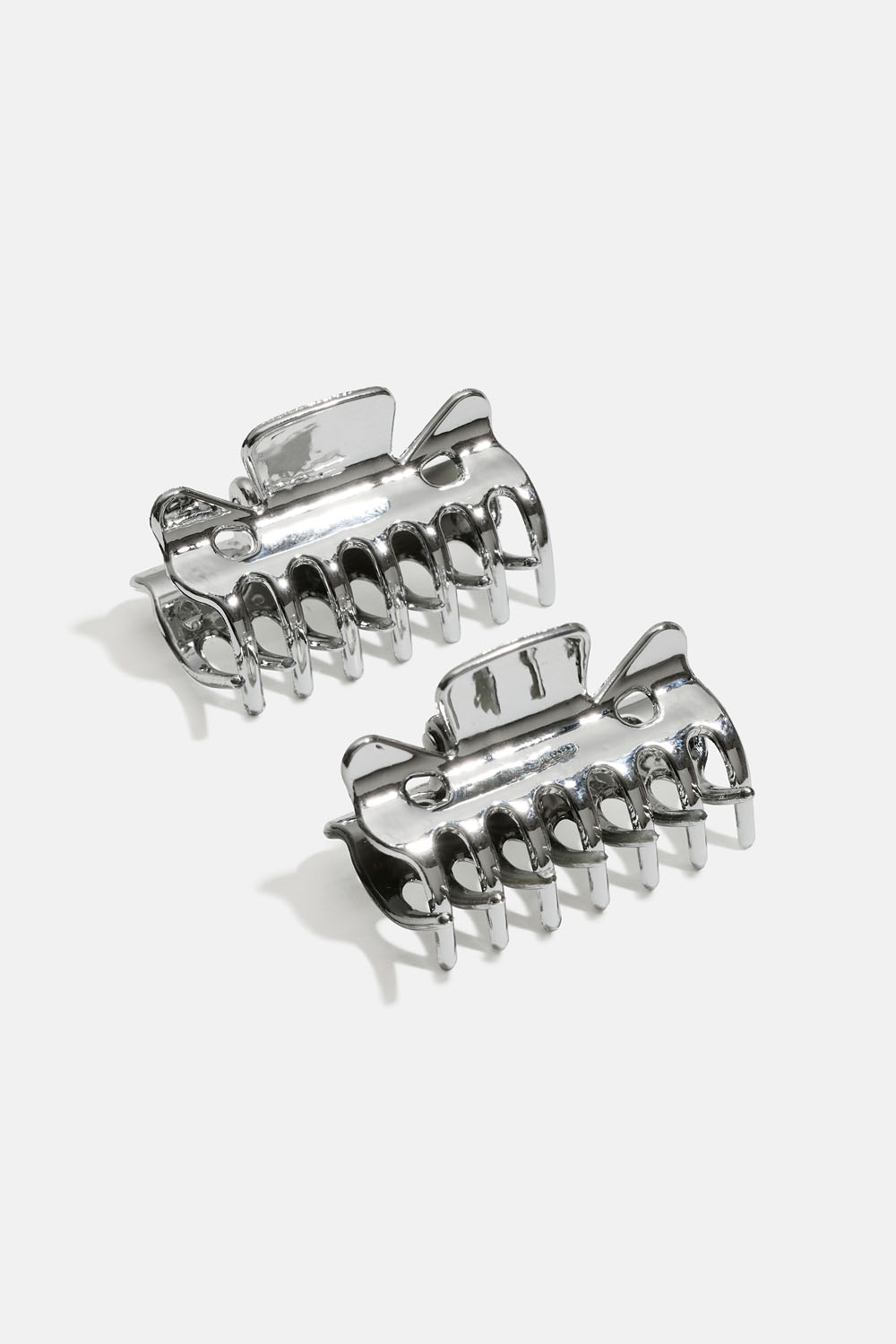Små silvriga hårklämmor, 2-pack i gruppen Barn / Barnhåraccessoarer / Barnhårspännen hos Glitter (403000361000)