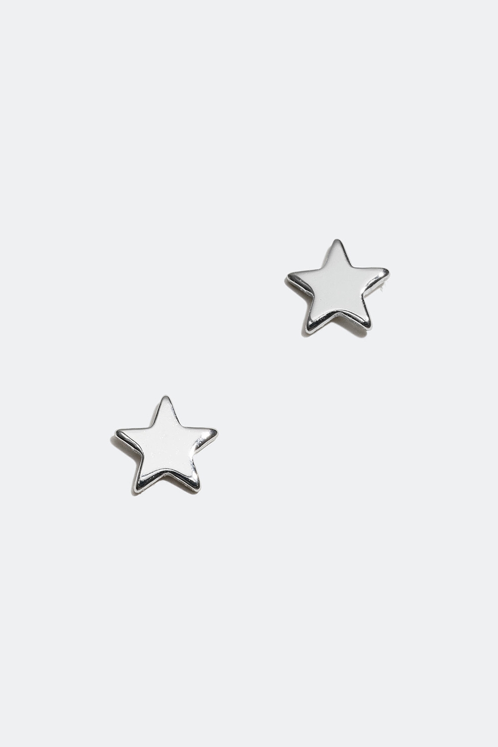 Små studs med stjärnor i äkta silver i gruppen Barn / Barnsmycken / Barnörhängen hos Glitter (405000061001)