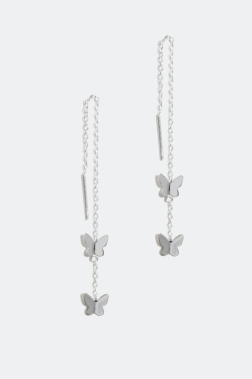 Kedjeörhängen i äkta silver med fjärilar i gruppen Äkta silver / Silverörhängen hos Glitter (55300033)