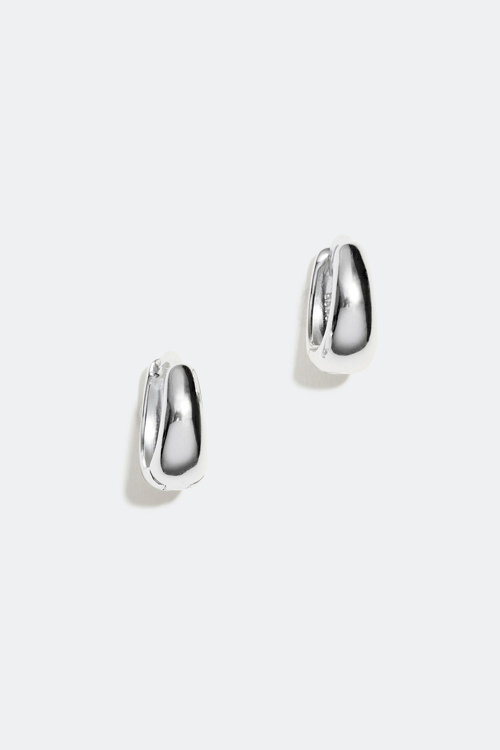 Mini hoops i äkta silver i gruppen Äkta silver / Silverörhängen / Hoops i äkta silver hos Glitter (553000931000)