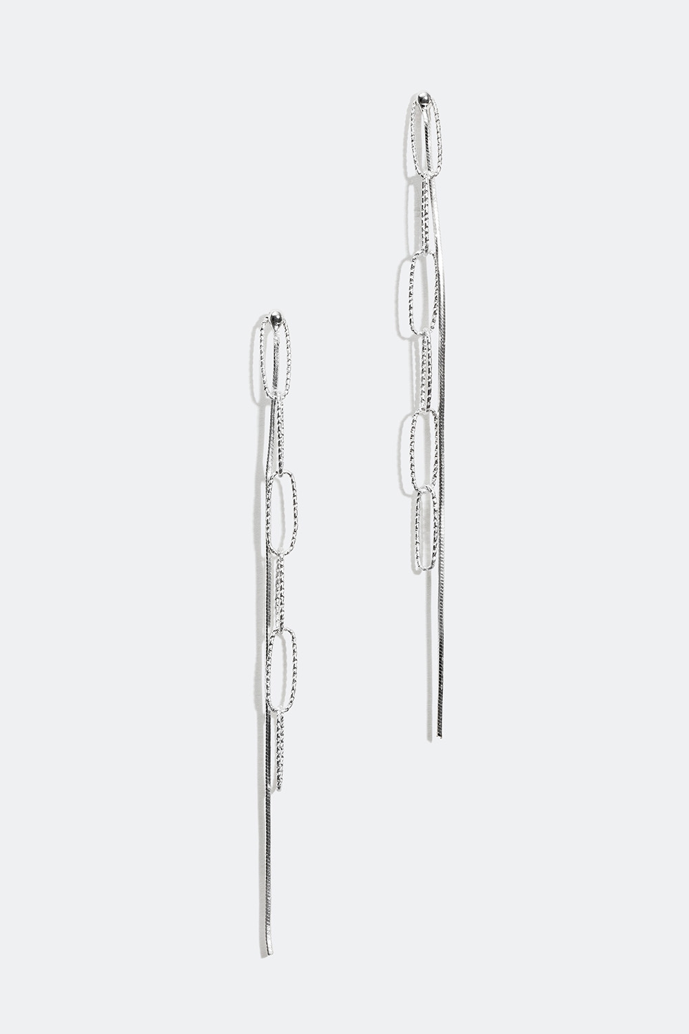 Långa örhängen i äkta silver med två kedjor i gruppen Äkta silver / Silverörhängen hos Glitter (553001911000)