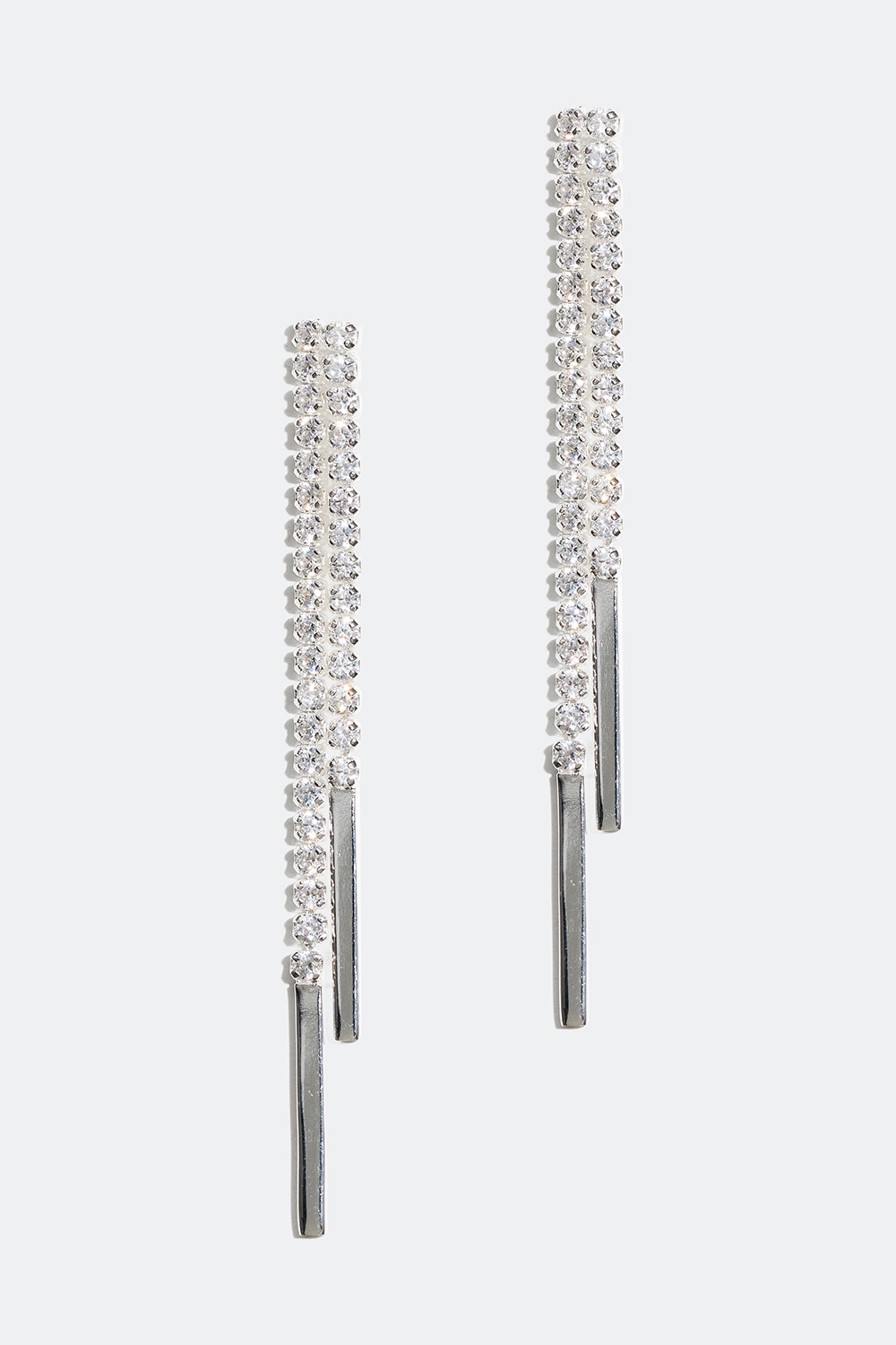 Örhängen i äkta silver med långa Cubic Zirconia länkar i gruppen Äkta silver / Silverörhängen hos Glitter (553002040201)