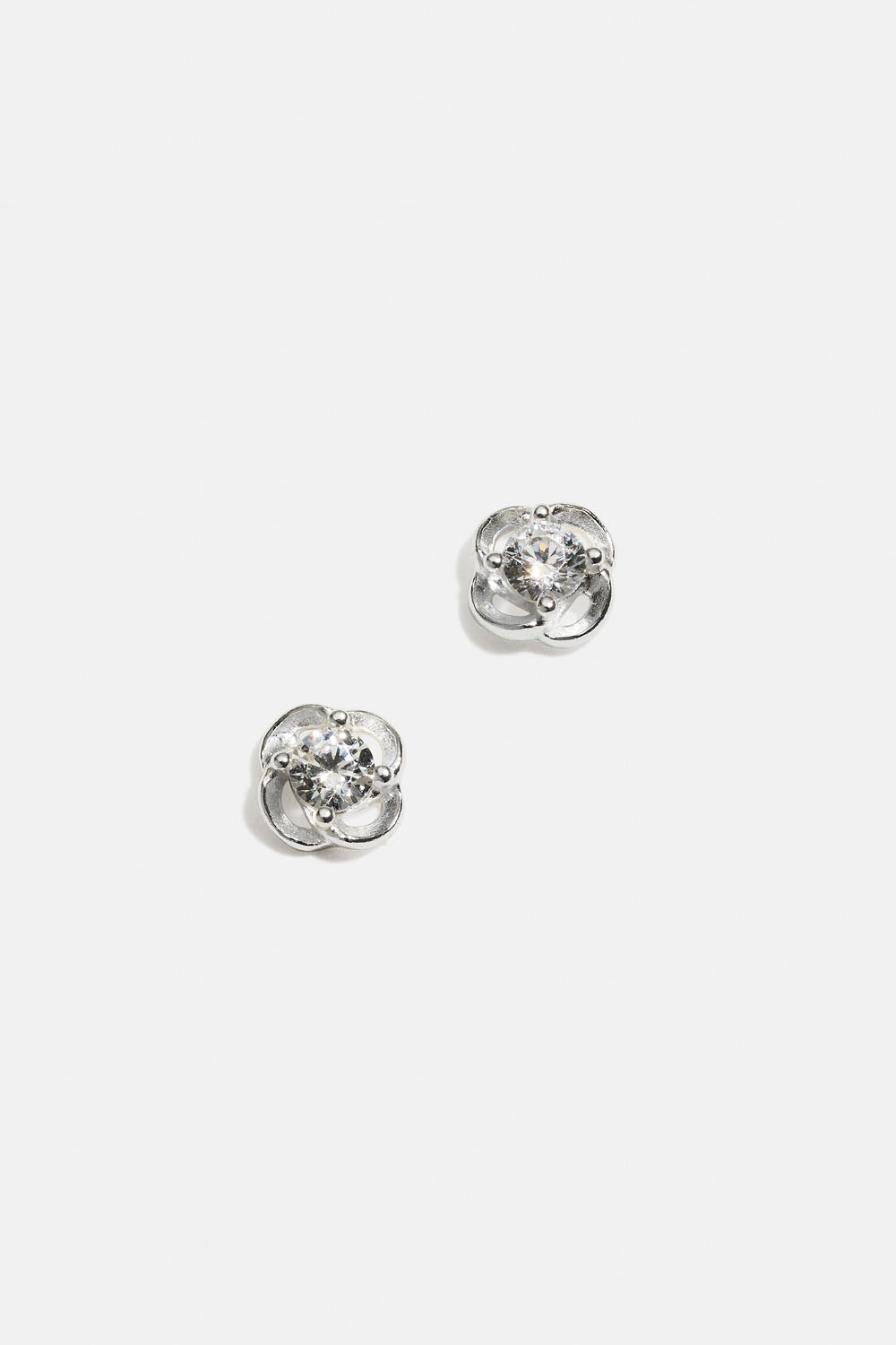 Små studs i äkta silver med runda former och Cubic Zirconia i gruppen Äkta silver / Silverörhängen / Studs i äkta silver hos Glitter (553004511001)