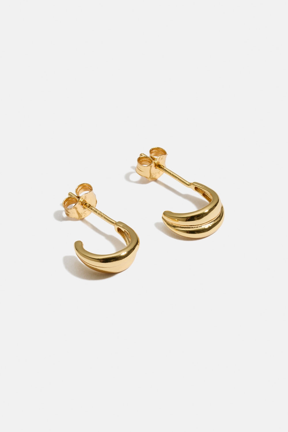 Små dubbla hoops i 18k guldpläterat äkta silver i gruppen 18k Guldpläterat silver / Örhängen i 18k guld hos Glitter (553004562002)